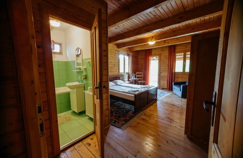 Nucet House | Pensiunea Bio Haus