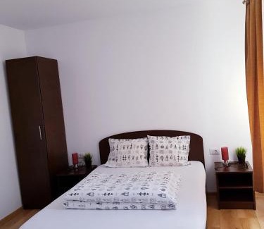 Sulina House | Pensiunea Casa Blanca
