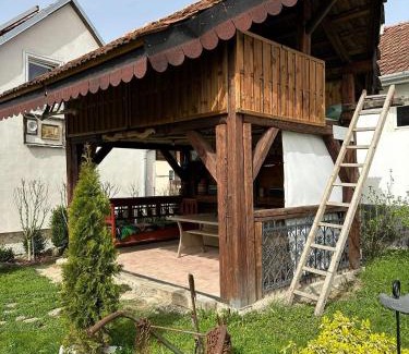 Hateg House | Pensiunea Casa Cezara
