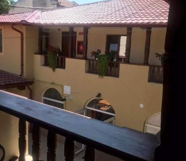 Orastie House | Pensiunea Casa Coroana Orăștie
