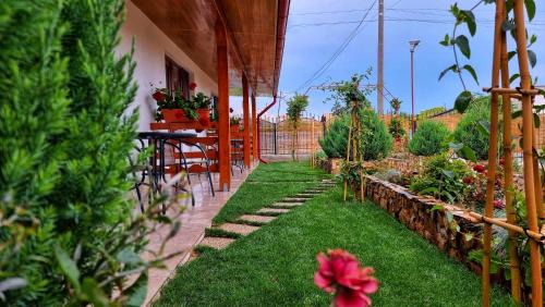 Mahmudia House | Pensiunea Casa Harly