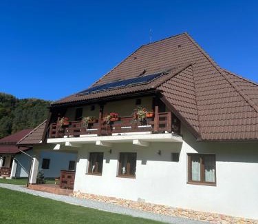 Vidra House | Pensiunea Casa Iancului