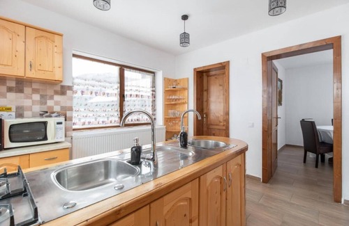 Vidra House | Pensiunea Cascada