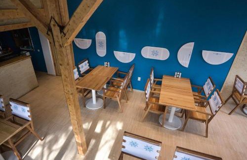 Colina House | Pensiunea Complex Castalia