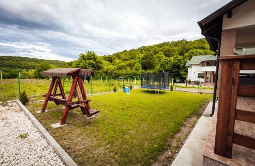 Micesti House | Pensiunea Cristina