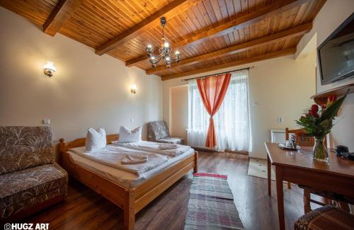 Baile Tusnad House | Pensiunea Flora
