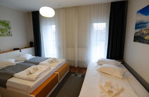 Cimpia Turzii House | Pensiunea La Broscuta