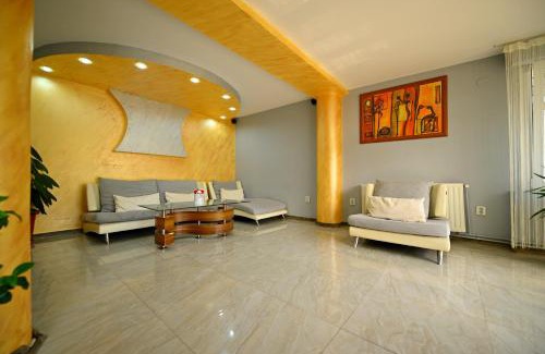 Hateg House | Pensiunea Mama Lia