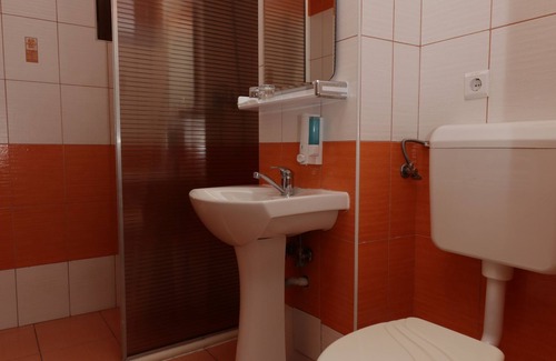 Floresti House | Pensiunea Maria