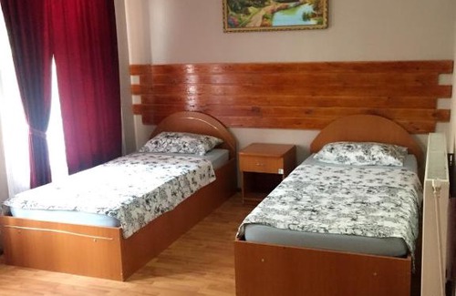 Calafat Hotel | Pensiunea Oprel