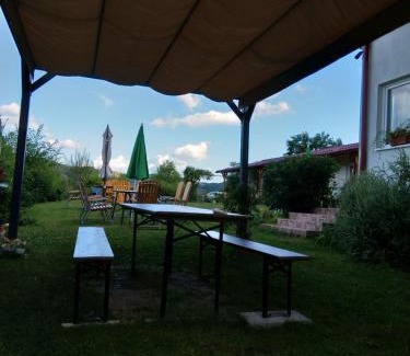 Poieni House | Pensiunea Poezii Alese