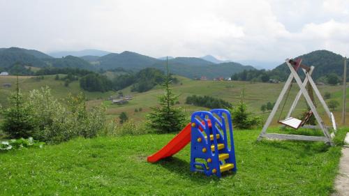 Sirnea House | Pensiunea Pui de Urs Sirnea