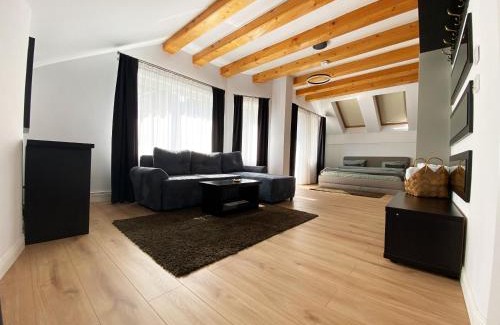 Moeciu de Sus House | Pensiunea Samaha