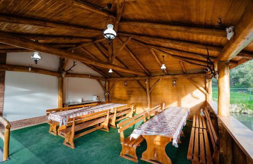 Moisei Resort | Pensiunea VOX