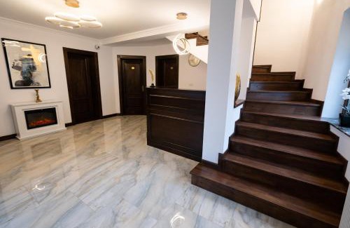Arad House | Pensiunea White Residence