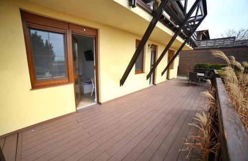 Kuznica House | Pensjonat Kotwica