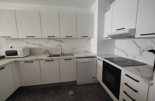 Sao Martinho Apartment | Penthouse apartment with air conditioning, ocean view & private rooftop terrace