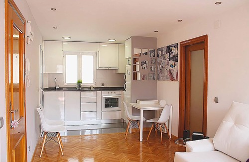 Valladolid City Centre Apartment | Penthouse center with large terrace, renovated and sunny. Wifi - License