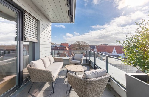Zentrum Apartment | Penthouse Horizont vacation apartment in Husum for up to 4 people