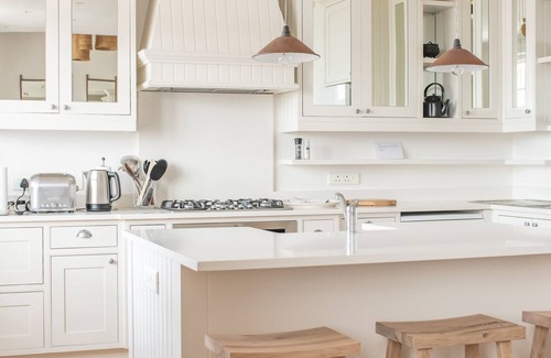 Kalk Bay Apartment | Penthouse in The Majestic Village, Kalk Bay