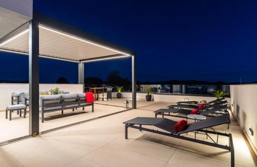 Sukosan Apartment | Penthouse LiV