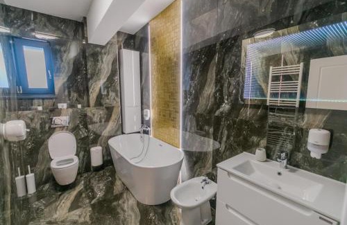 Falticeni Apartment | Penthouse Luxury Falticeni