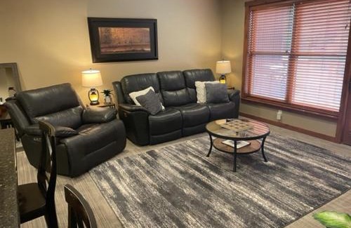 Kellogg Apartment | Penthouse Mountain Haven with Community Spa Room