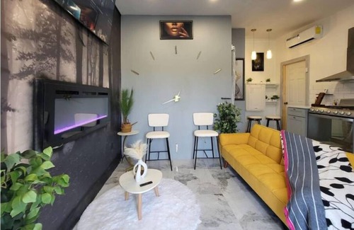 Piggotts Apartment | Penthouse Rental