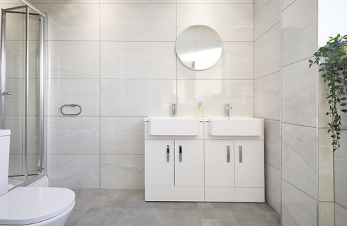 Hull Old Town Apartment | Penthouse Suites @ Humber Lofts Residences