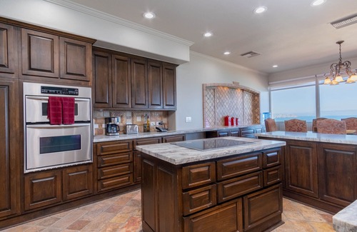 La Choya Condo | *Penthouse* Sleeps 12*/Hot Tub/Pool Table WiFi/Kings