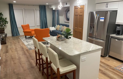 Kutzky Park Apartment | Penthouse Suite—Steps from Mayo Clinic Hospital