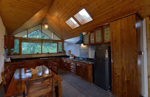 Naggar Villa | Penthouse with Amazing views