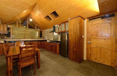 Naggar Villa | Penthouse with Amazing views
