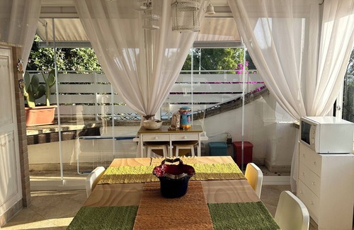 Torre Lapillo Bed & Breakfast | Penthouse with sea view 3 beds with equipped terrace, kitchenette
