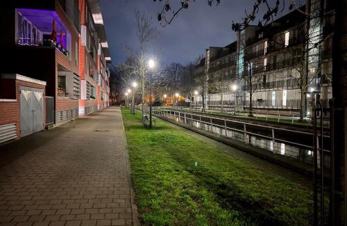 Altstadt Apartment | Penthouse-Wohnung am Innenhafen