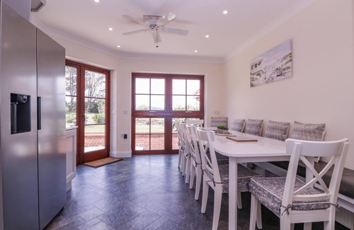 Martin Cottage | PENTIRE HOUSE, pet friendly, luxury holiday cottage in Kingsdown