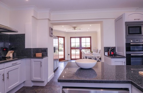 Martin Cottage | PENTIRE HOUSE, pet friendly, luxury holiday cottage in Kingsdown