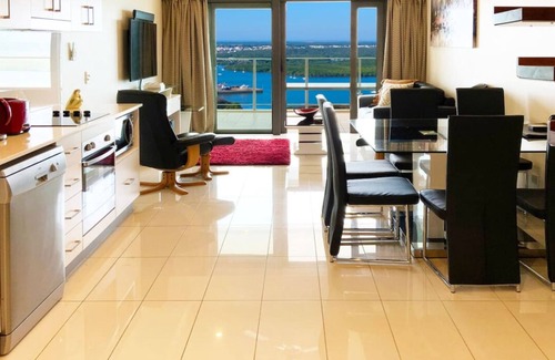 Darwin City Centre Apartment | “Penzance” Darwin City Penthouse