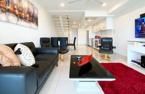 Darwin City Centre Apartment | “Penzance” Darwin City Penthouse