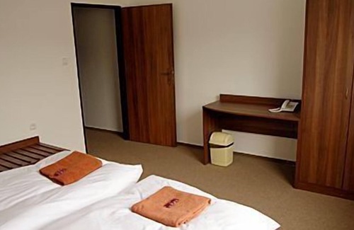Kralova Hotel | Penzión ADONAI SLOVAKIA