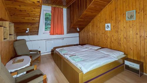 Stratena House | Penzión Borovica Stratená