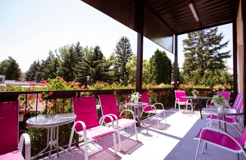 Patince House | Penzion Adriana