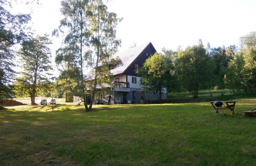 Predni Vyton House | Penzion Luna