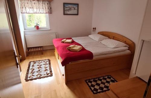 Jesenice House | Penzion Pr' Betel