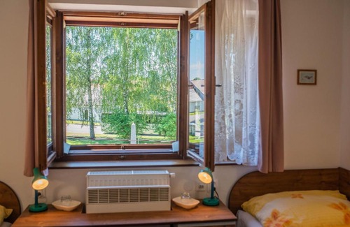 Protivin House | Penzion U Dřevěného ptáka