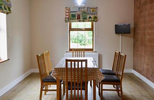 Lockerbie House | Perch Hall Cottage