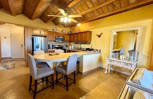 Sector Bahia Condo | Perfect 2 bedroom 2 bathroom condo overlooking the San Carlos Bay