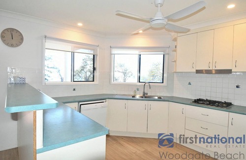 Woodgate House | Perfect Beach Front Family Holiday House