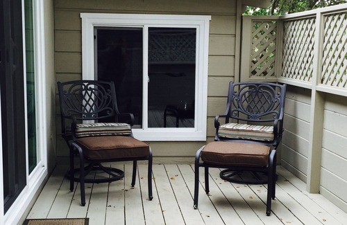 Northeast Carmel House | Perfect Carmel Retreat - Walk to Downtown