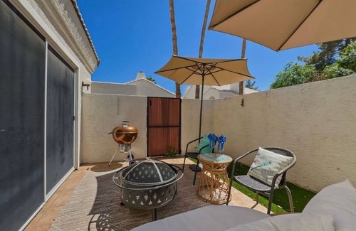 Chandler Condo | Perfect Chandler Getaway – Cozy Condo in the Heart of the East Valley!